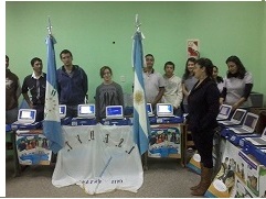 Acto de entrega netbooks en ISFD Fontana